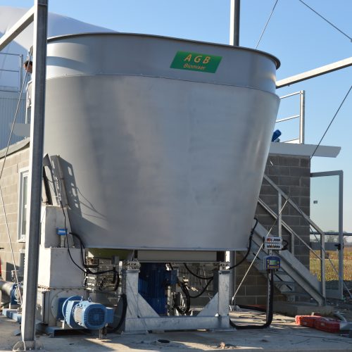 Mixing systems with pump for biogas plant in Cremona
